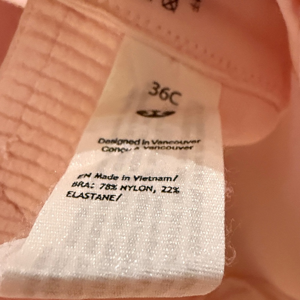 Lululemon Energy Bra, Strawberry Milkshake - Picture 4 of 5
